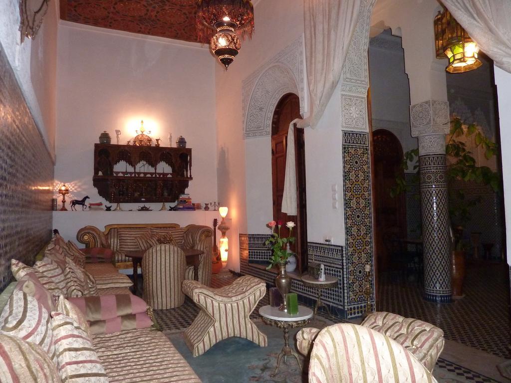Dar Al Safadi Hotel Fez Bagian luar foto